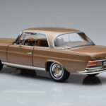 Mercedes 250 SE Coupe W111 Dorado Metálico Norev 1:18 - image 6 of 7
