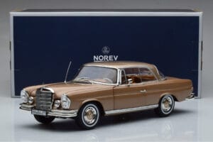 Mercedes 250 SE Coupe W111 Dorado Metálico Norev 1:18 183759 Metal - imagen 7 de 7