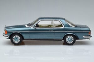 Mercedes 280 CE C123 Azul Otto 1:18 OT627 Resina - imagen 3 de 6