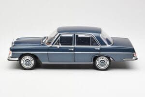 Mercedes 280 SE W108 Azul Oscuro Metalizado Norev 1:18 183534 Metal - imagen 4 de 8