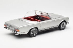Mercedes 280 SL W113 Pagoda Plateado Schuco 1:18 450035000 Metal - imagen 3 de 8