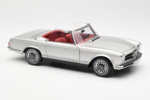 Mercedes 280 SL W113 Pagoda Plateado Schuco 1:18 450035000 Metal - imagen 6 de 8