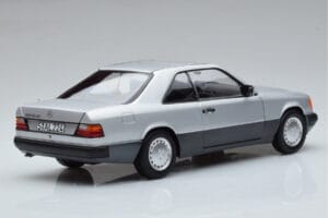 Mercedes 300 CE-24 C124 Coupe Plata Norev 1:18 183880 Metal - imagen 3 de 7
