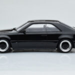 Mercedes 300 CE C124 AMG The Hammer Negro Otto 1:18 - image 3 of 6