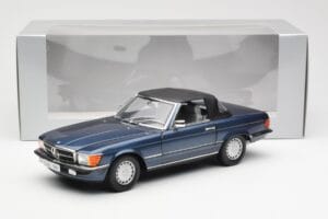 Mercedes 300 SL R107 Azul Náutico Norev 1:18 183466 Metal - imagen 8 de 8