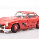 Mercedes 300 SL W198 Gullwing Rojo Minichamps 1:18