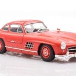 Mercedes 300 SL W198 Gullwing Rojo Minichamps 1:18 - image 6 of 8