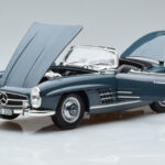 Mercedes 300 SL W198 Roadster Azul Norev 1:18 - image 2 of 9