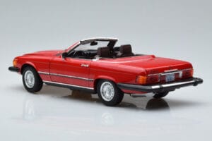 Mercedes 450 SL R107 Versión US Rojo Norev 1:18 183729 Metal - imagen 7 de 8