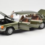 Mercedes 450SEL 6.9 W116 Verde Metalizado Norev 1:18 183455 - image 2 of 8