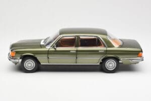 Mercedes 450SEL 6.9 W116 Verde Metalizado Norev 1:18 183455 Metal - imagen 4 de 8