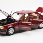Mercedes 500E W124 Rojo Metallic Edición Concesionario Norev 1:18 B66040699 - image 2 of 8