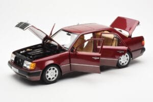Mercedes 500E W124 Rojo Metallic Edición Concesionario Norev 1:18 B66040699 Metal - imagen 2 de 8