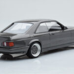 Mercedes 560 SEC C126 AMG Wide Body Gris Otto 1:18 - image 2 of 6