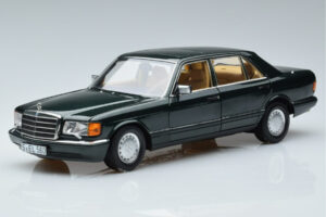 Mercedes 560 SEL W126 Verde Oscuro Metálico Norev 1:18
