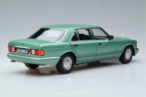 Mercedes 560 SEL W126 Verde Claro Norev 1:18 183469 Metal - imagen 3 de 7