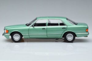 Mercedes 560 SEL W126 Verde Claro Norev 1:18 183469 Metal - imagen 4 de 7