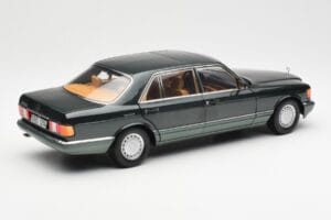 Mercedes 560 SEL W126 Night Verde Metálico Dealer Edition Norev 1:18 B66040626 Metal - imagen 3 de 8