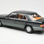 Mercedes 560 SEL W126 Night Verde Metálico Dealer Edition Norev 1:18 B66040626 - image 7 of 8