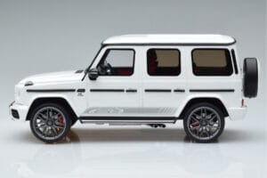 Mercedes AMG G63 Edition 55 W463 Blanco GT Spirit 1:18 GT890 Resina - imagen 3 de 6