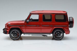 Mercedes AMG G63 W464 Asia Edition Rojo GT Spirit 1:18 CLDC010 Resina - imagen 3 de 6