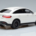 Mercedes AMG GLE 63S C292 Coupé Blanco GT Spirit 1:18 - image 2 of 6