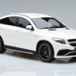 Mercedes AMG GLE 63S C292 Coupé Blanco GT Spirit 1:18 - image 4 of 6
