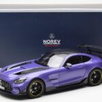Mercedes AMG GT Black Series Morado Asia Exclusive Norev 1:18 - image 8 of 8