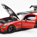 Mercedes AMG GT Black Series Rojo Asia Exclusive Norev 1:18 - image 2 of 8
