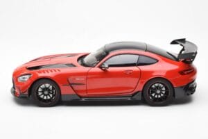 Mercedes AMG GT Black Series Rojo Asia Exclusive Norev 1:18 183906 Metal - imagen 4 de 8