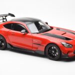 Mercedes AMG GT Black Series Rojo Asia Exclusive Norev 1:18 - image 6 of 8