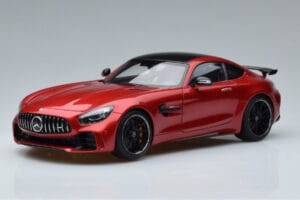 Mercedes AMG GT R C190 Rojo Cardinal AUTOart 1:18 76331 Metal