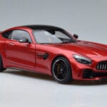 Mercedes AMG GT R C190 Rojo Cardinal AUTOart 1:18 76331 Metal - image 5 of 7