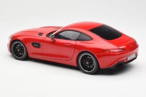 Mercedes AMG GT C190 Rojo Norev 1:18 183496 Metal - imagen 7 de 8