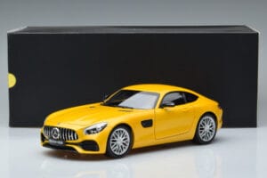 Mercedes AMG GT S Solarbeam Norev 1:18 B66960410 Metal - imagen 7 de 7