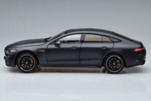 Mercedes AMG GT63 S X290 Dealer Edition Norev 1:18 B66960460 Metal - imagen 4 de 7