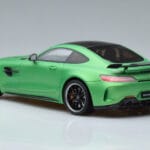 Mercedes AMG GT R Verde GT Spirit 1:18 GT179 Resina - image 5 of 6