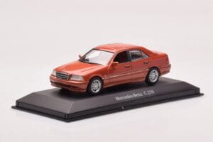 Mercedes C-Class W202 C220 Naranja Metálico Dealer Edition Minichamps 1:43 B66005747 Metal - imagen 2 de 4