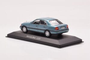 Mercedes C-Class W202 C220 Petrol Metálico Minichamps 1:43 B66005705 Metal - imagen 2 de 3