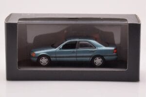 Mercedes C-Class W202 C220 Petrol Metálico Minichamps 1:43 B66005705 Metal - imagen 3 de 3