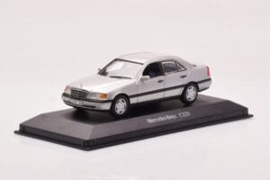 Mercedes C-Class W202 C220 Plateado Minichamps 1:43 B66005705-M1 Metal - imagen 2 de 4