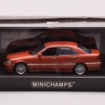 Mercedes C-Class W202 C240 Naranja Metálico Minichamps 1:43 - image 4 of 4