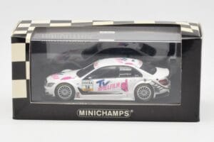 Mercedes C-Class W204 DTM Team AMG Mercedes #16 Stoddart DTM 2008 Minichamps 1:43 400083716 Metal - imagen 4 de 4