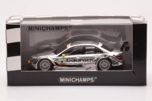 Mercedes C-Class W204 DTM Team AMG Mercedes #8 R. Schumacher DTM 2010 Minichamps 1:43 400103908 Metal - imagen 4 de 4