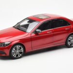 Mercedes C-Class W205 Rojo Metálico Asia Exclusive Norev 1:18