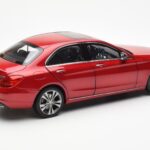 Mercedes C-Class W205 Rojo Metálico Asia Exclusive Norev 1:18 - image 3 of 8