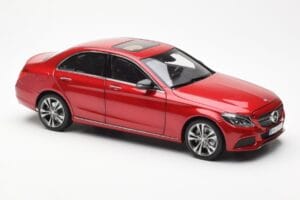 Mercedes C-Class W205 Rojo Metálico Asia Exclusive Norev 1:18 183835 Metal - imagen 6 de 8