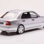Mercedes C36 AMG W202 Plata Otto 1:18 - image 2 of 6