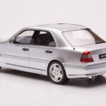 Mercedes C36 AMG W202 Plata Otto 1:18 - image 5 of 6