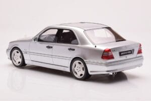 Mercedes C36 AMG W202 Plata Otto 1:18 OT443 Resina - imagen 5 de 6